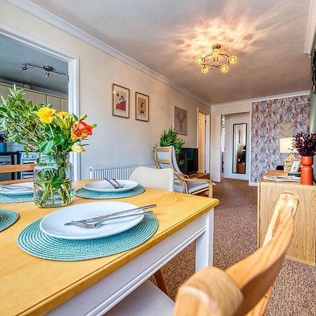 סאות' Cosy 3 Bed Apartment In Southam, Sleeps 6 מראה חיצוני תמונה